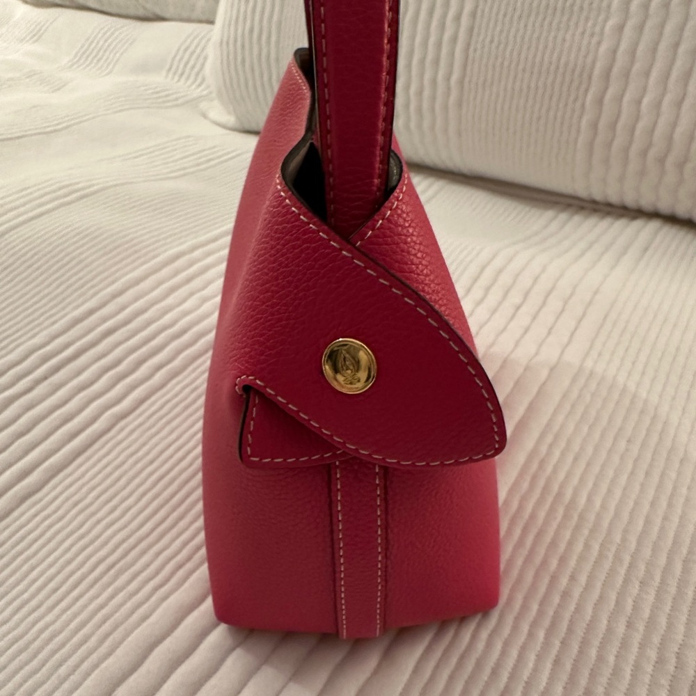 Fleuron Mini Swann in Fuschia - Picture 6 of 10